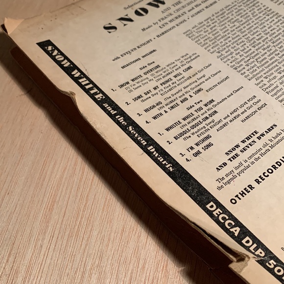 Vintage 40s Snow White & The Seven Dwarfs Decca Vinyl Record Walt Disney defects - Picture 9 of 17